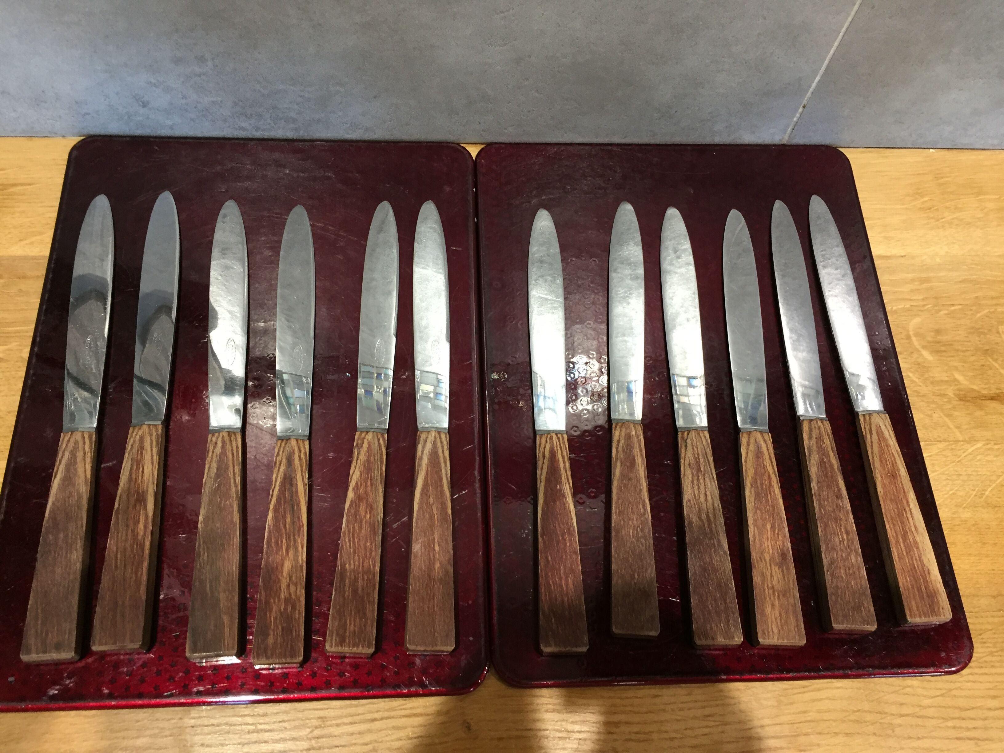 Box of 12 vintage table knives