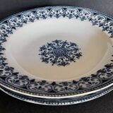 Pair of plates, one soup and one flat, Badonviller, Oriental decoration, early 10th century