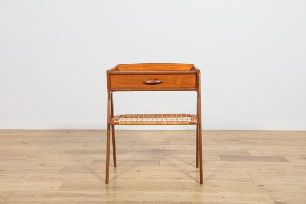 Tables de nuit en teck et rotin de milieu de siècle par Søren Rasmussen, Danemark, années 1960.
