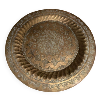 20th century Moroccan tea tray in richly engraved copper or brass