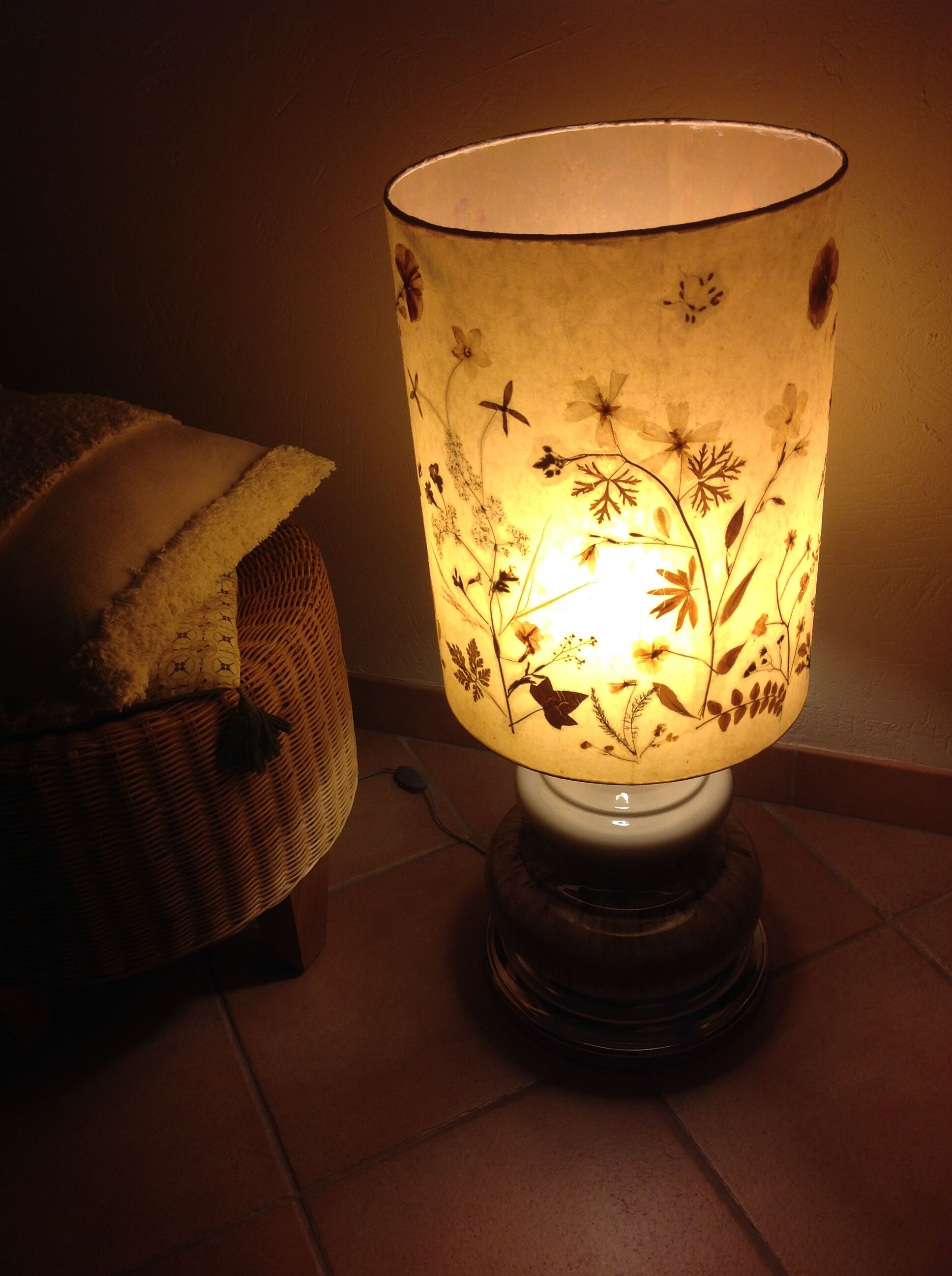 Ceramic floor lamp with a fat lava finish and herbarium shade / vintage 1960s-70s
