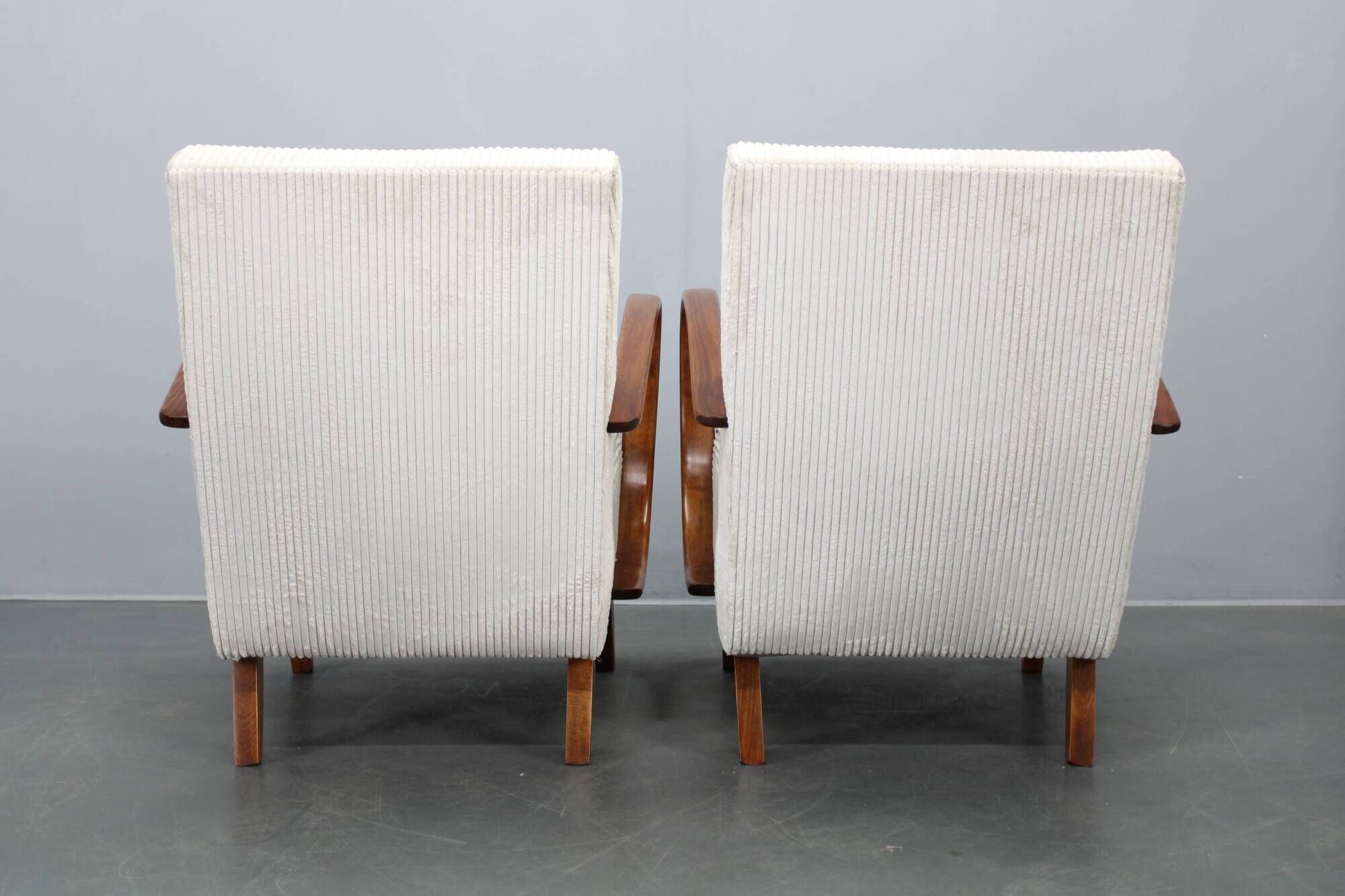 Pair of Art Deco armchairs by Jindřich Halabala, 1940s