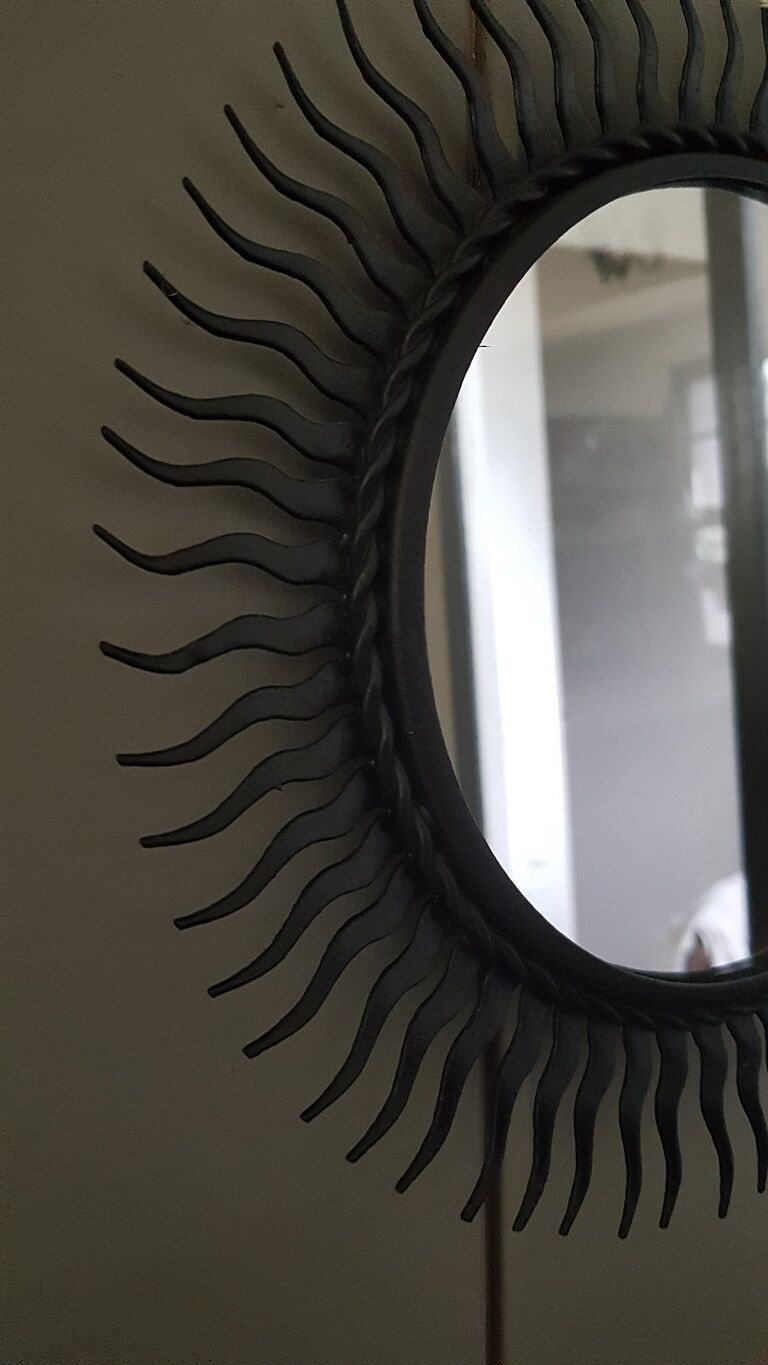 Metal sun mirror 24x24cm