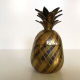 Vintage pineapple