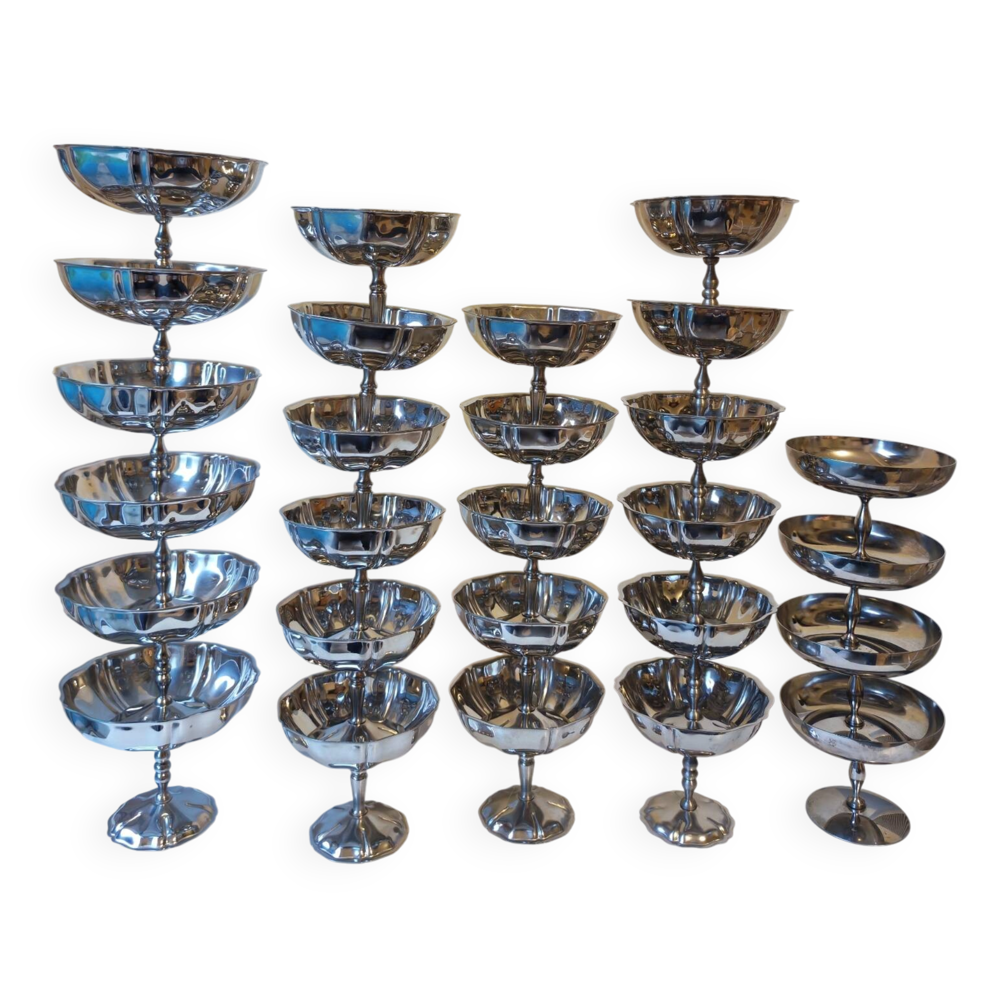27 coupes en acier chromé inoxydable