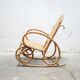 Fauteuil à bascule vintage en rotin et cannage