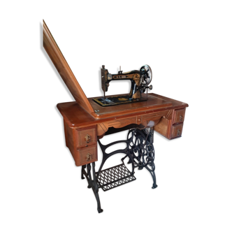 Sewing machine 1940