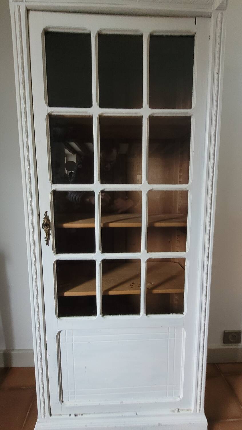 Armoire parisienne bonnetière vitrée