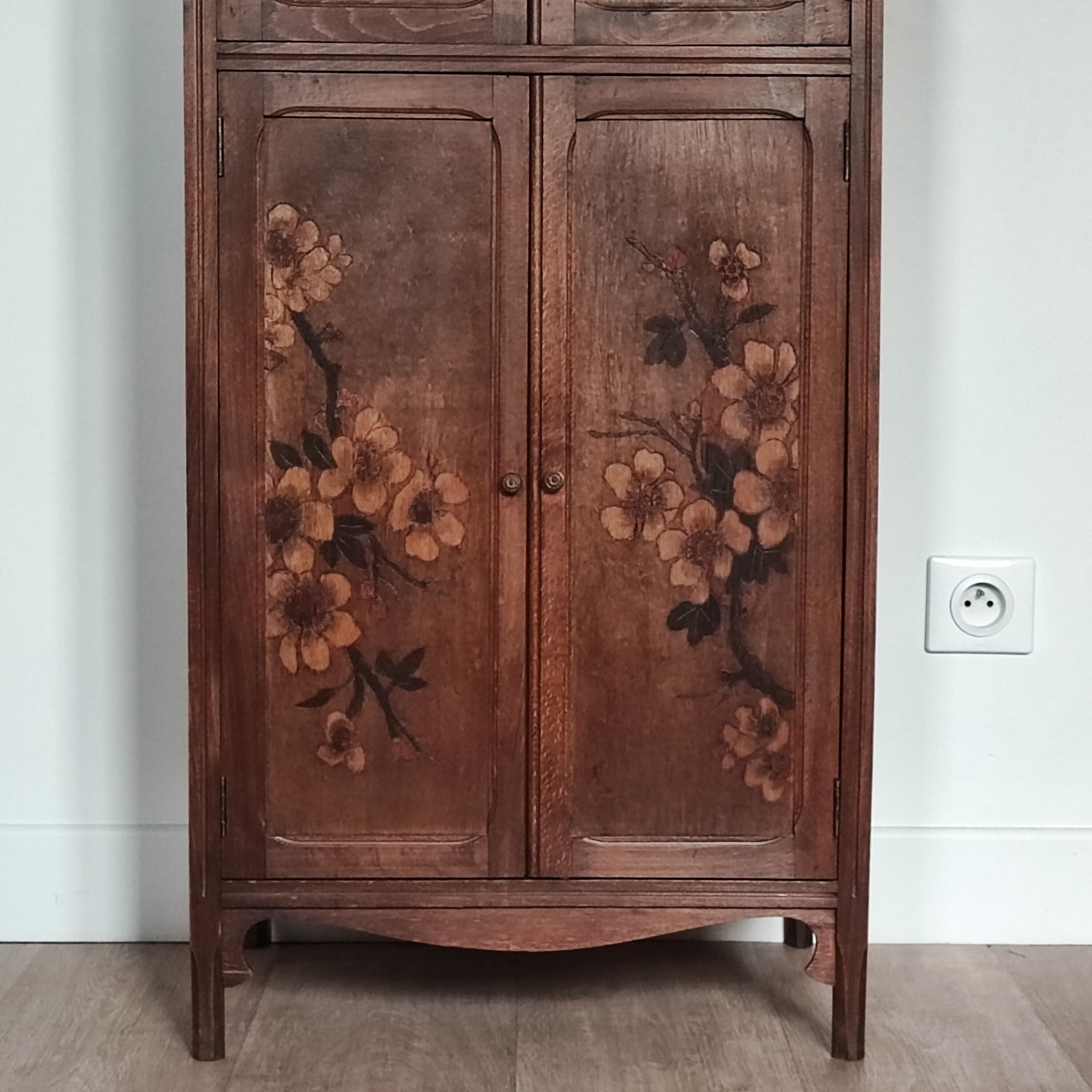 Accent furniture 30'