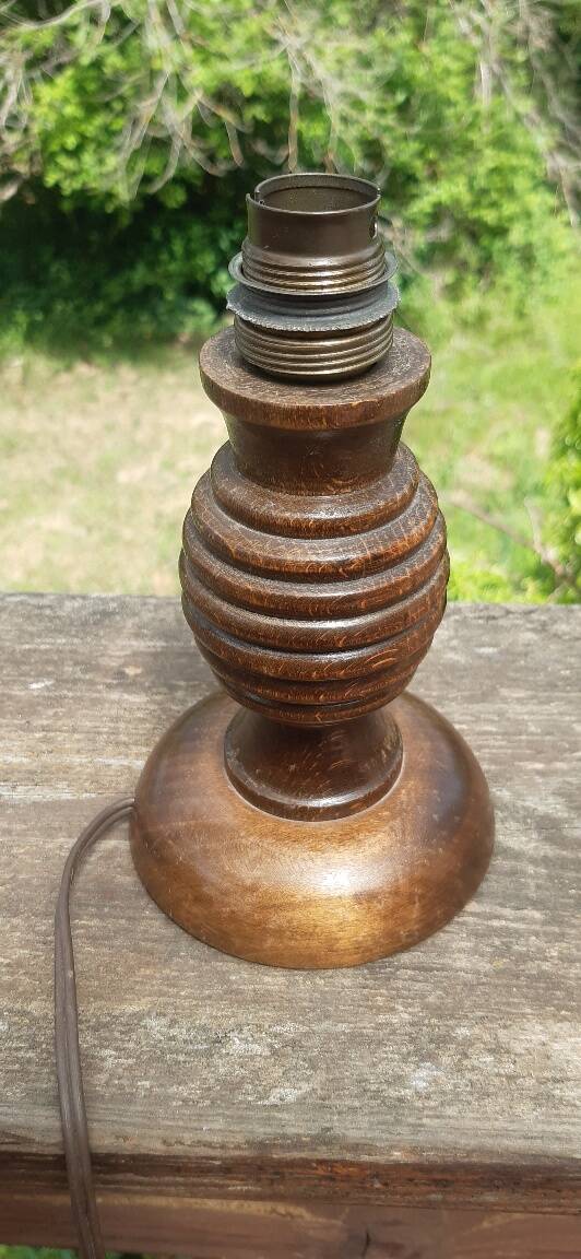 Art Deco turned wood lamp