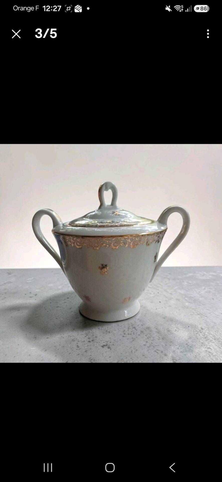 Teapot and sugar bowl in gilded Limoges porcelain by Chastagner & Cie.