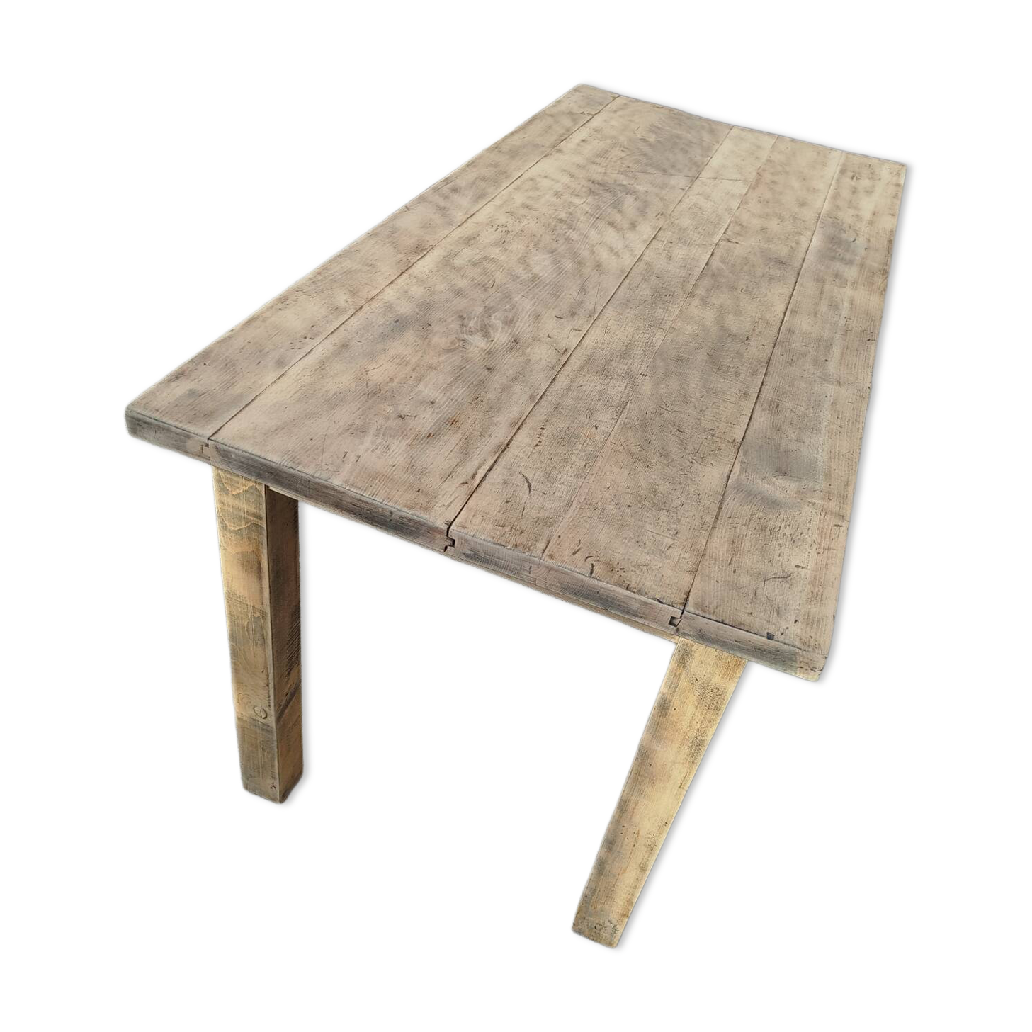 Farm table