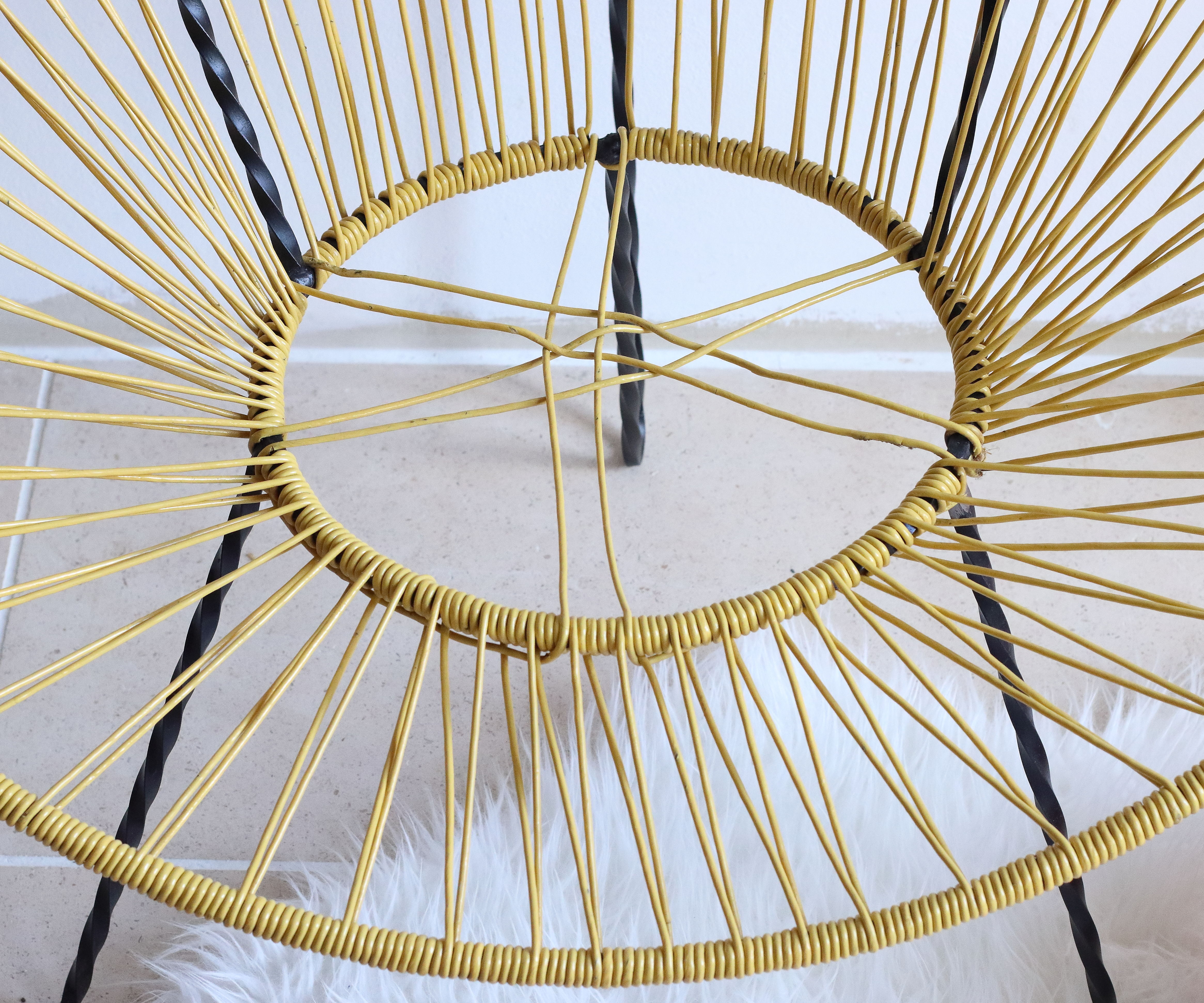 Pair of 60s tripod armchairs in metal and yellow scoubidou