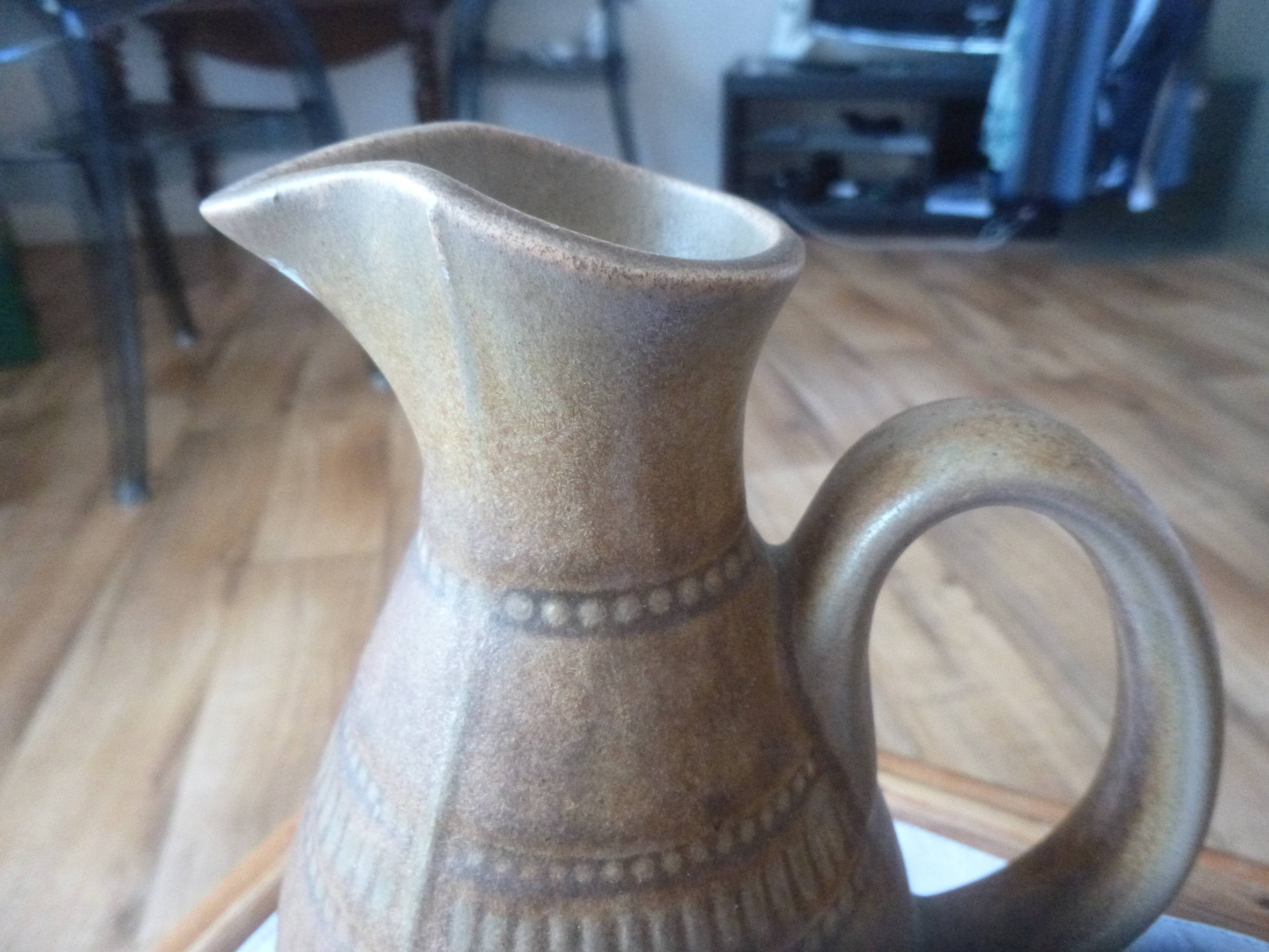 Digoin sandstone pitcher