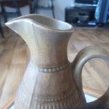 Digoin sandstone pitcher