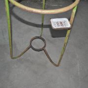 Vintage green circular iron jardinière from Hungary, 1940s, with a tripod base.