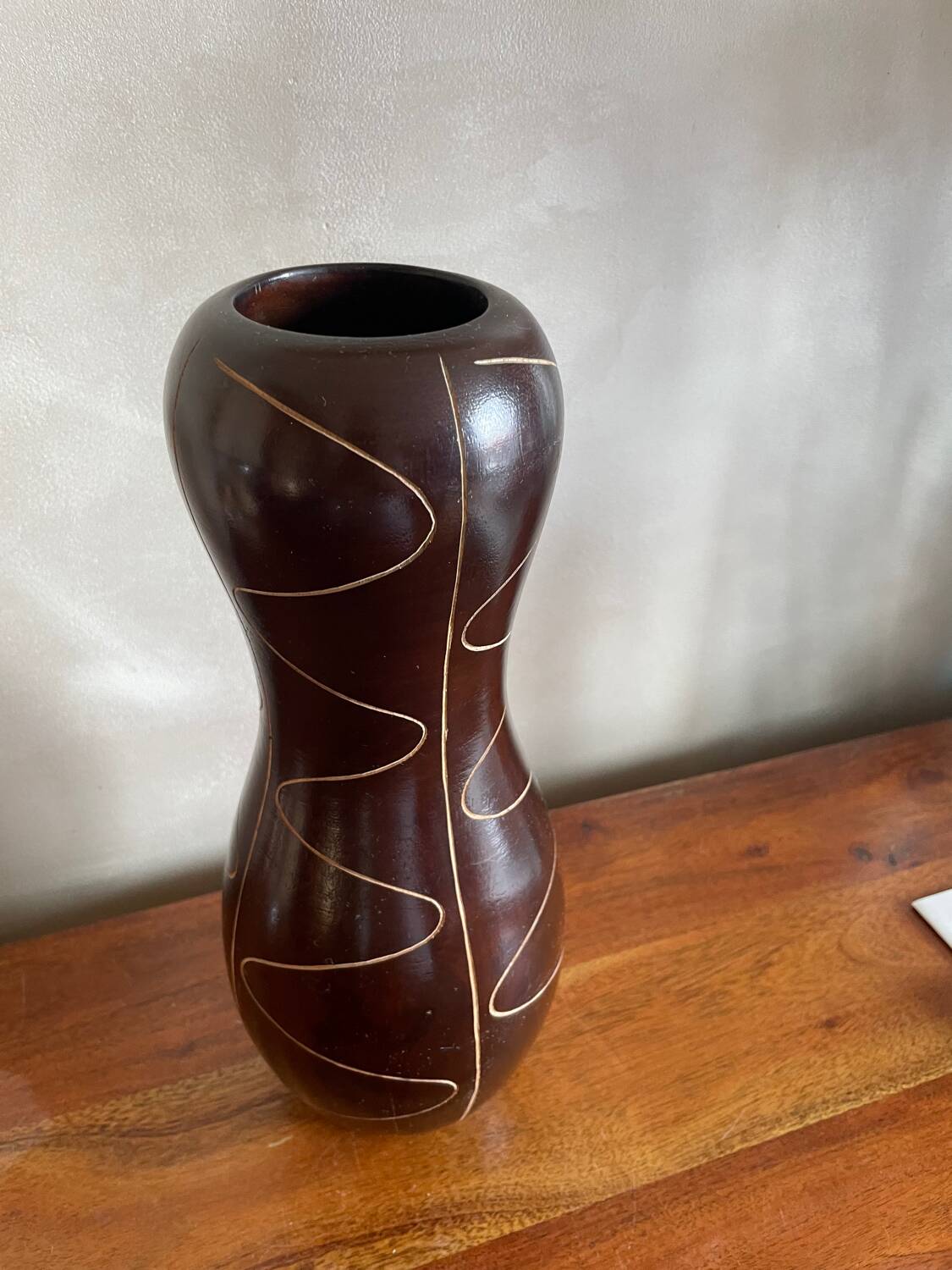 Vase en bois Africain