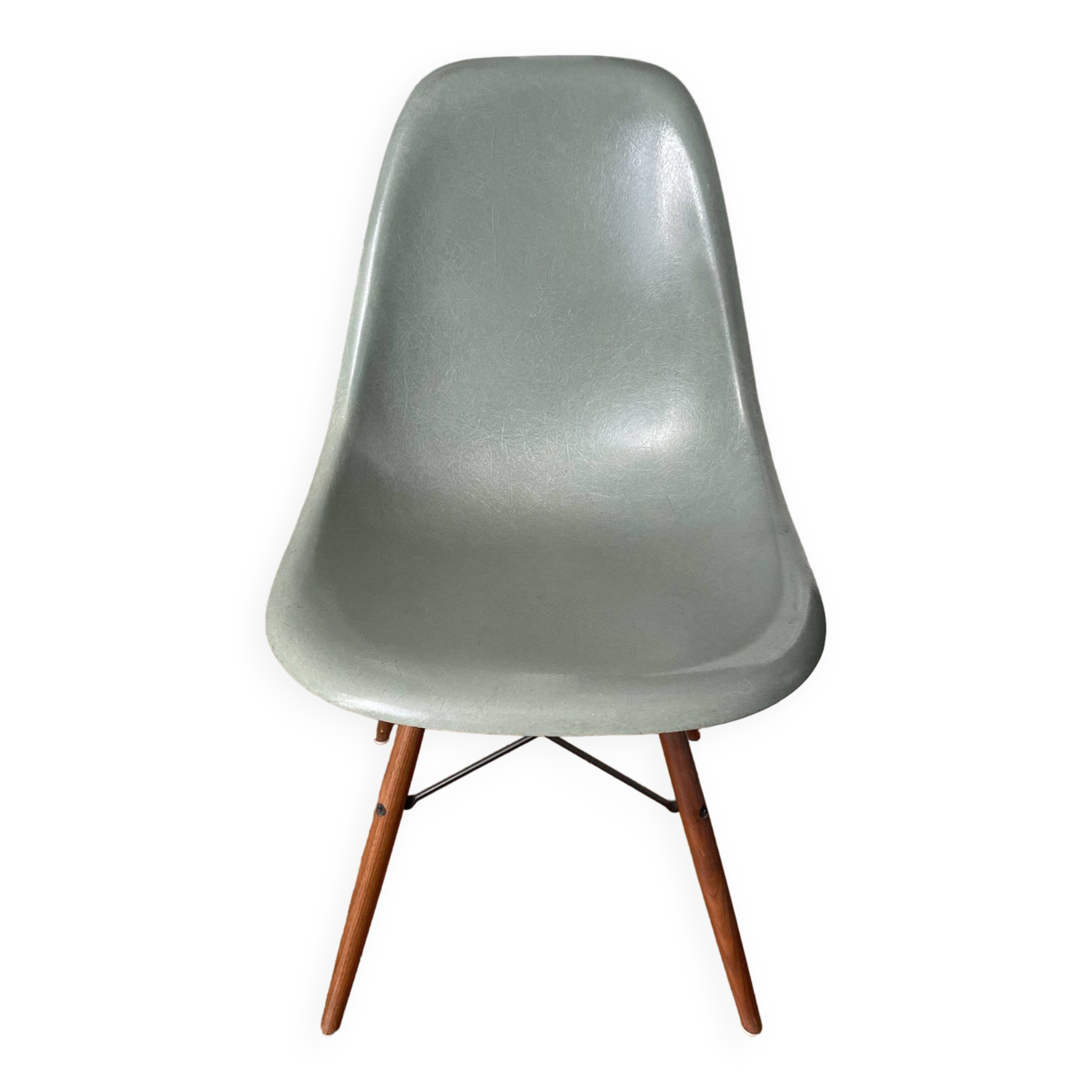 Original and vintage Herman Miller Eames chair