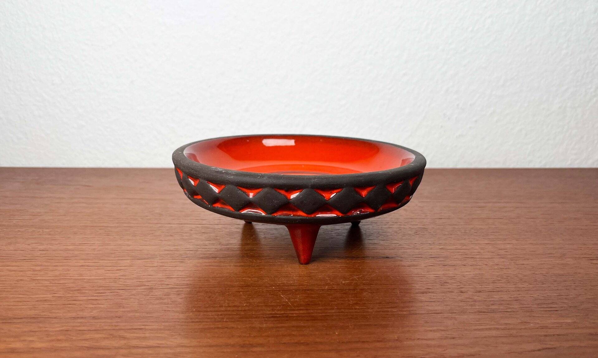 Bol trépied orange en céramique danoise vintage du milieu du siècle du studio Frank Keramik, années 1960