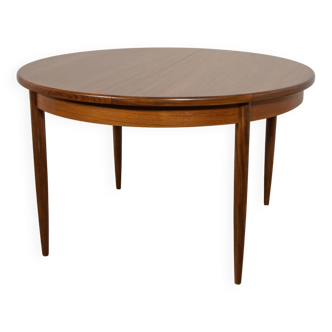 Mid-Century Teak Round Fresco Dining Table from G-Plan, United Knigdom.