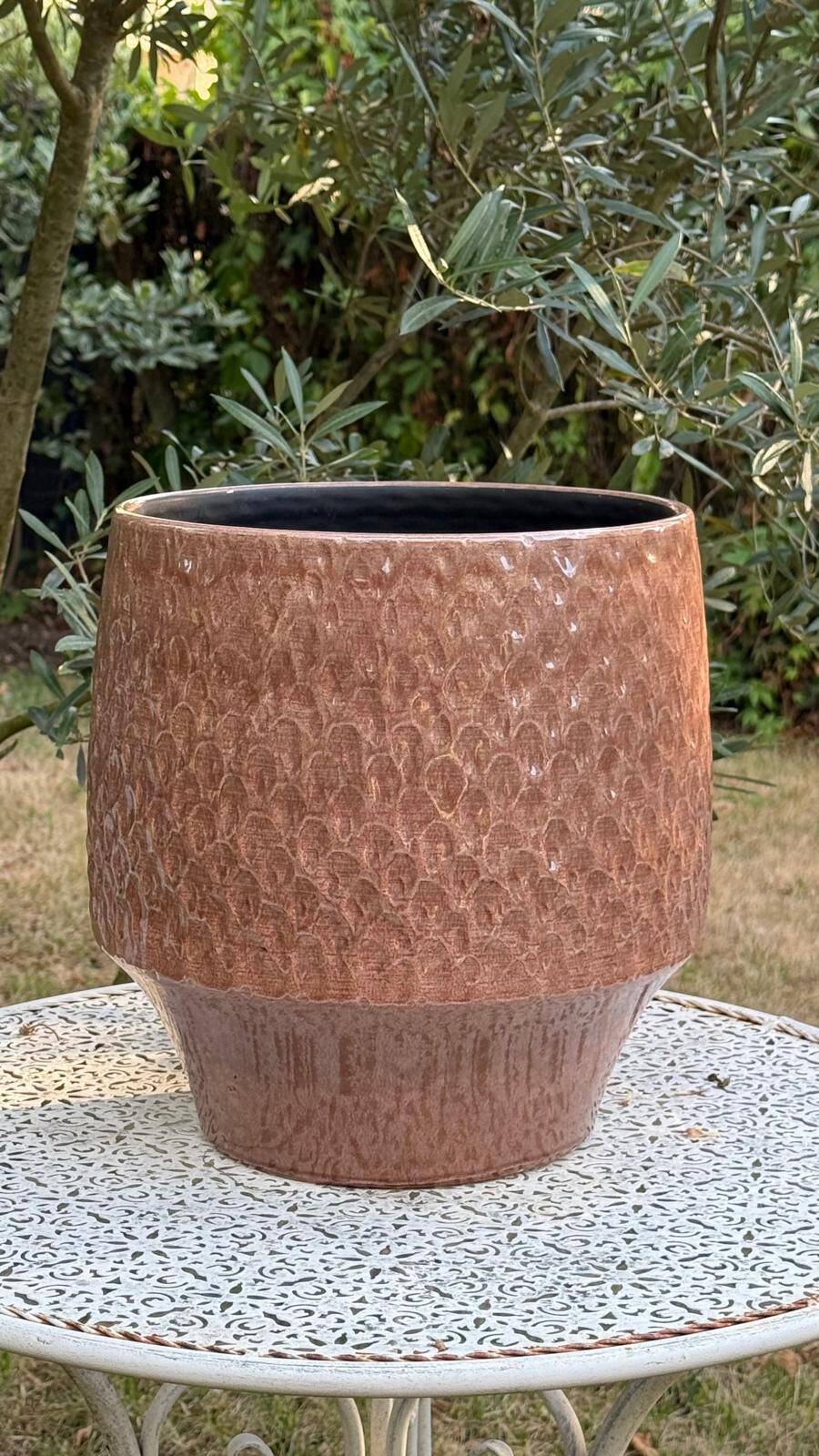 Ceramic vase