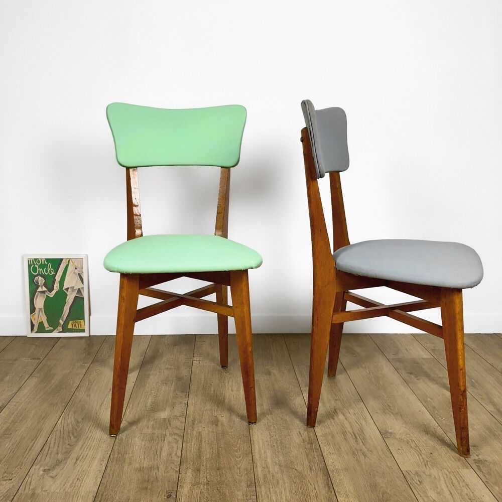 Duo of beech and vinyl chairs