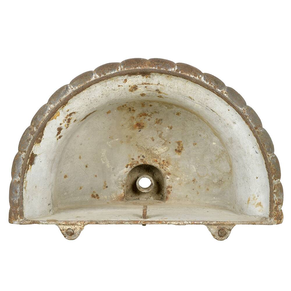 Pair of Medici cast iron wall-mounted basins
