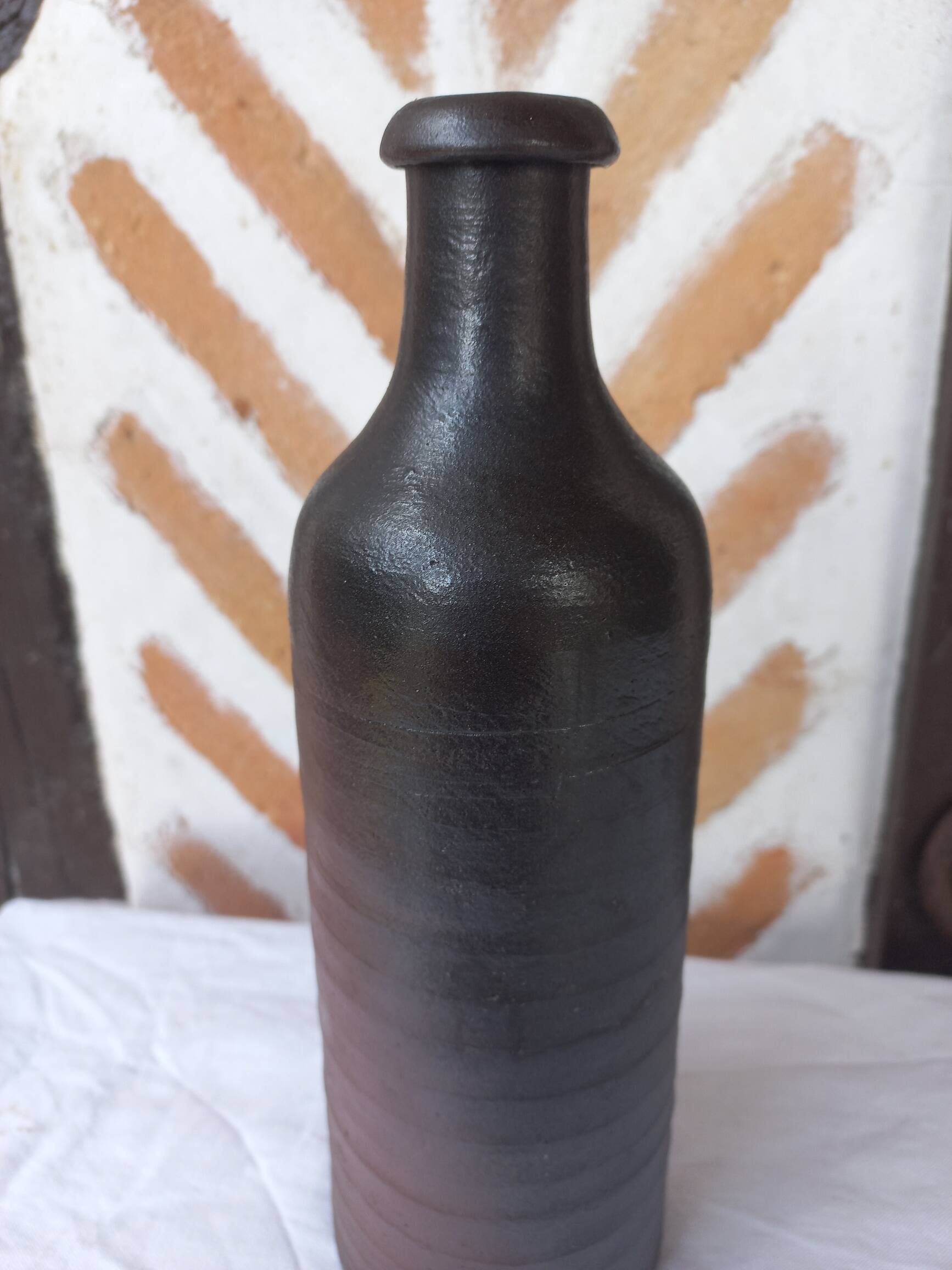 Anthracite brown vase bottle