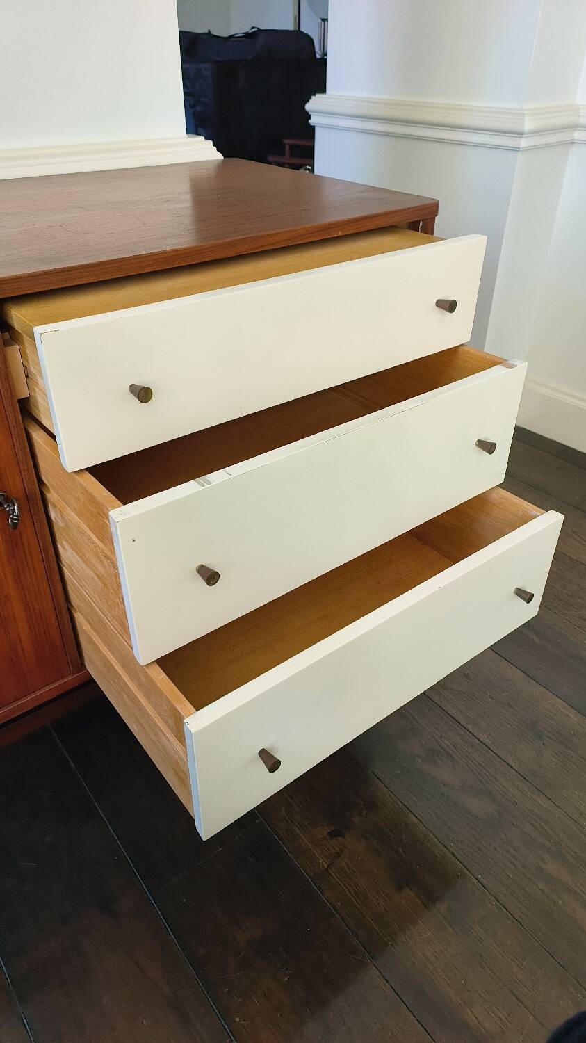 Commode scandinave