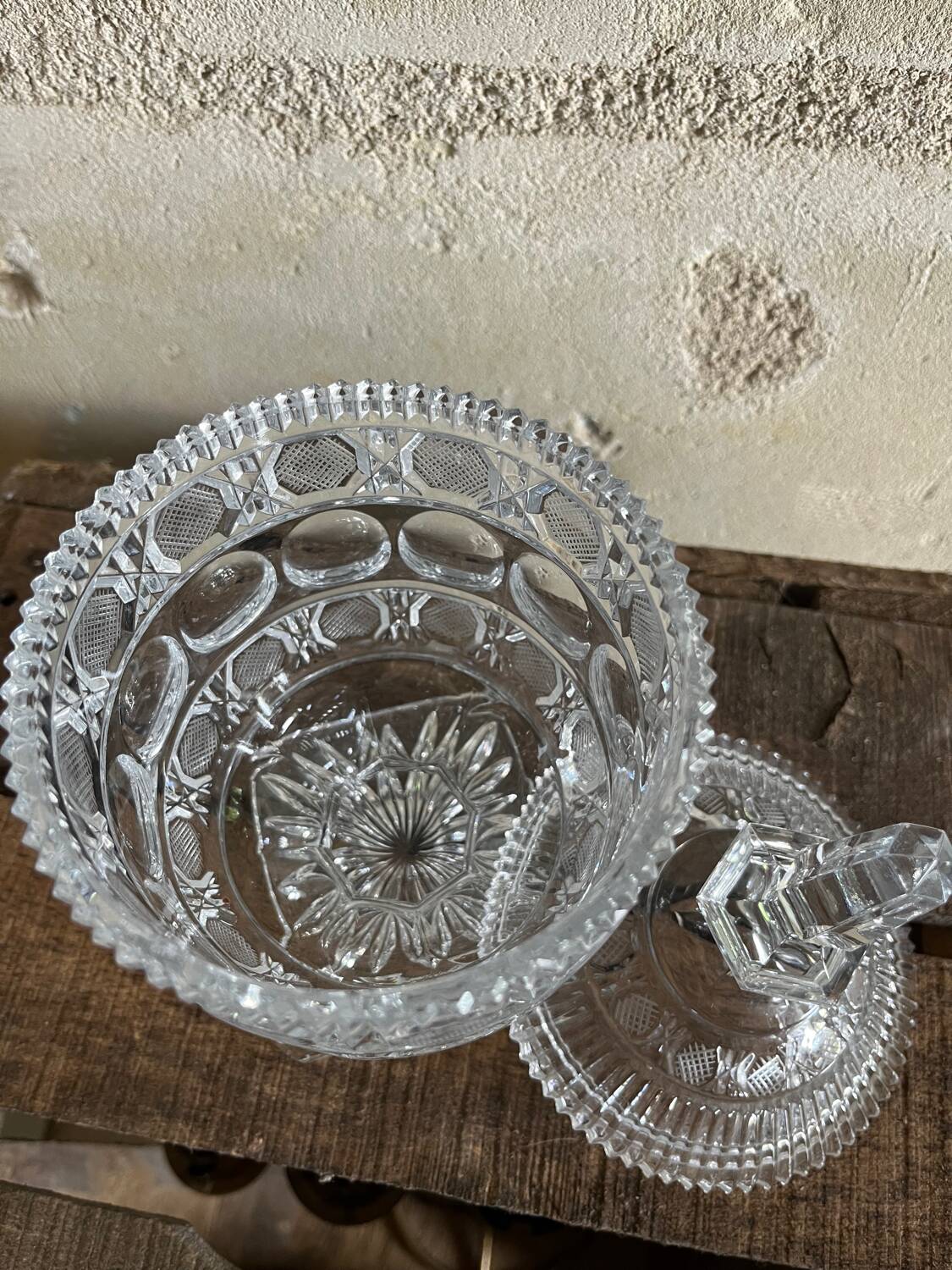 Crystal sugar bowl or candy bowl