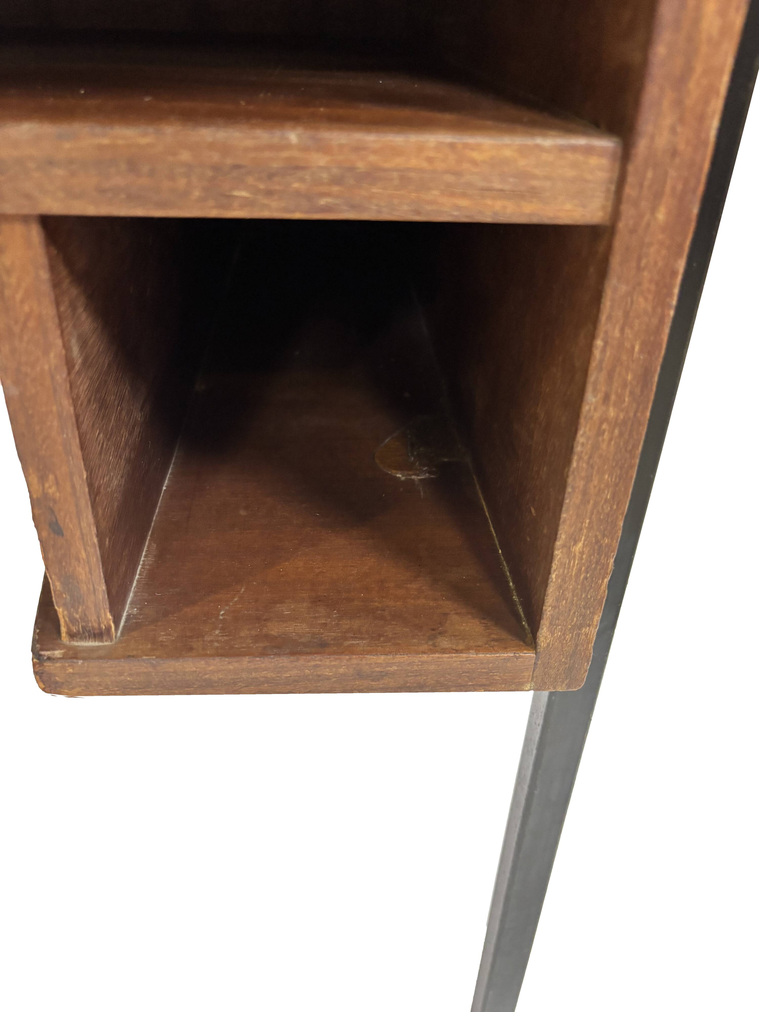 Bureau Mid-Century design Marko Galvanitas Pays-Bas bureau d'enseignant 1960