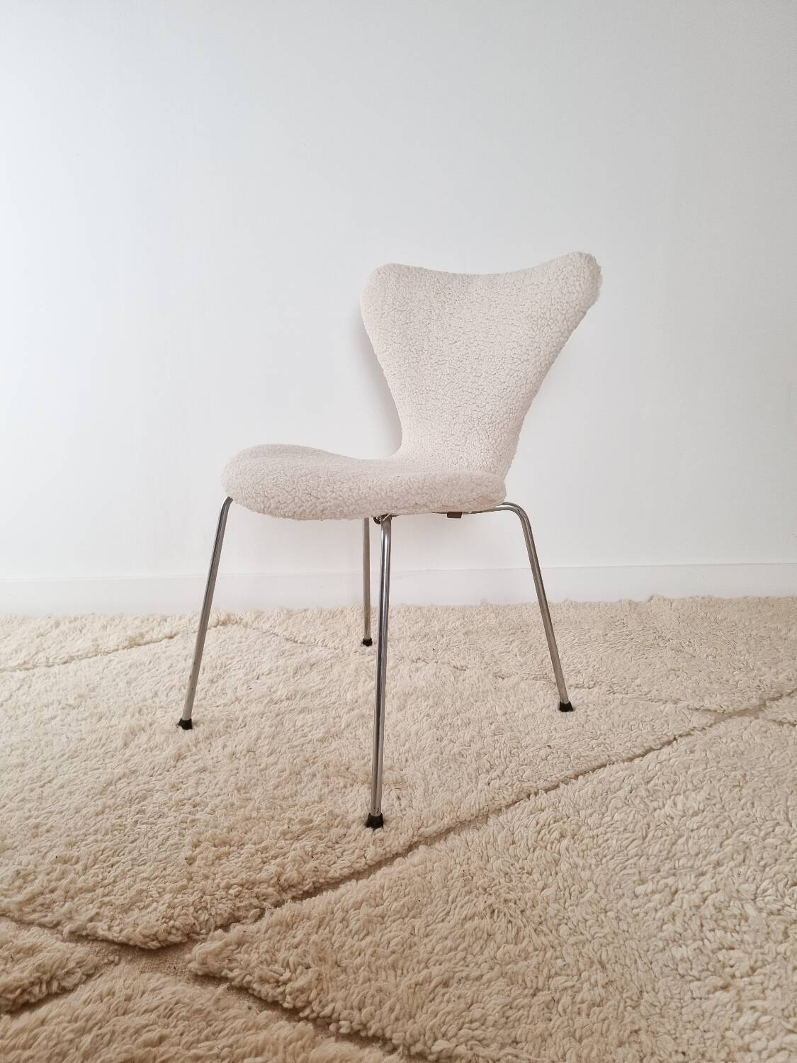 Chaise "Série 7" par Arne Jacobsen pour Fritz Hansen