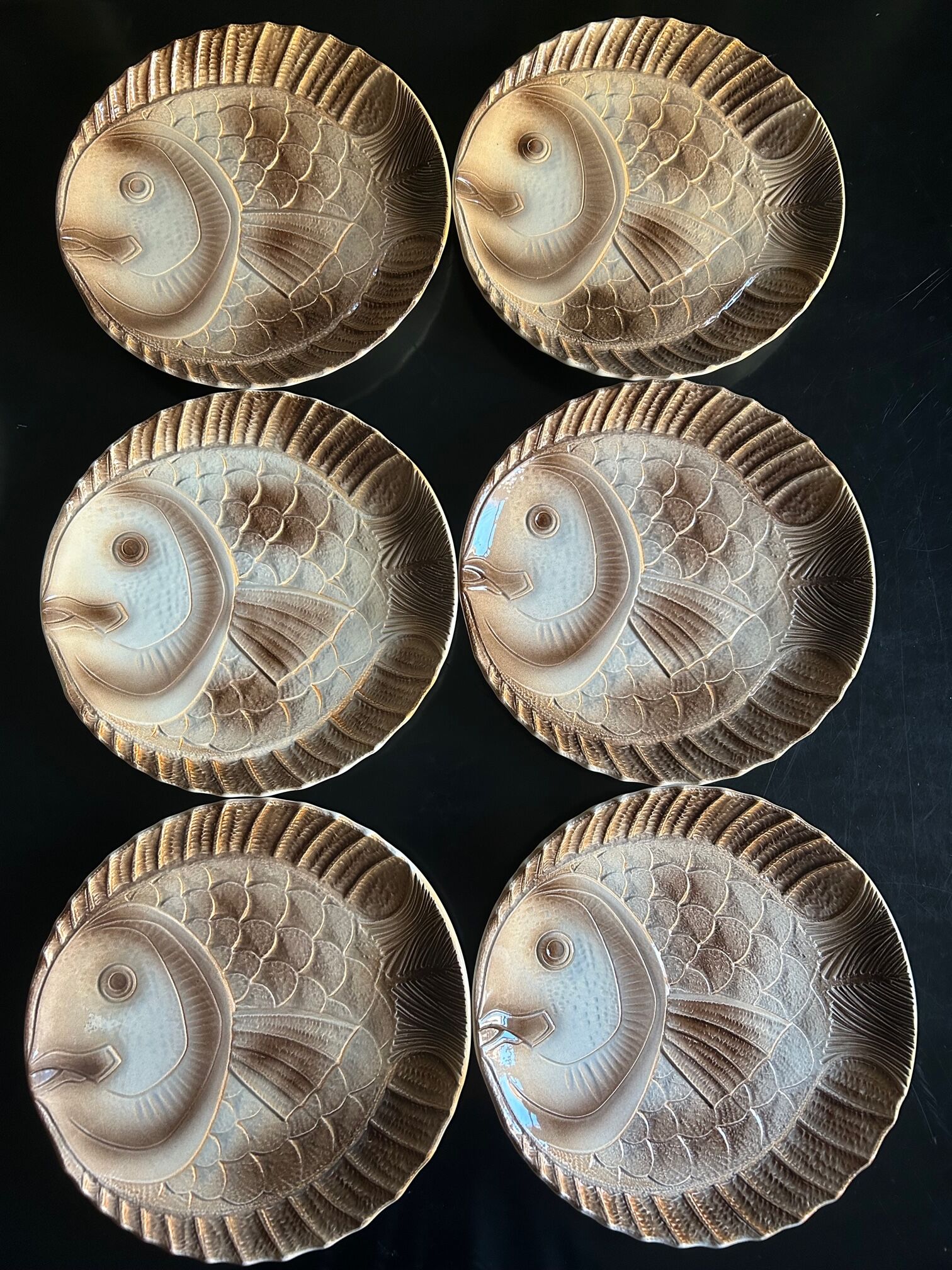 12 fish dinner plates