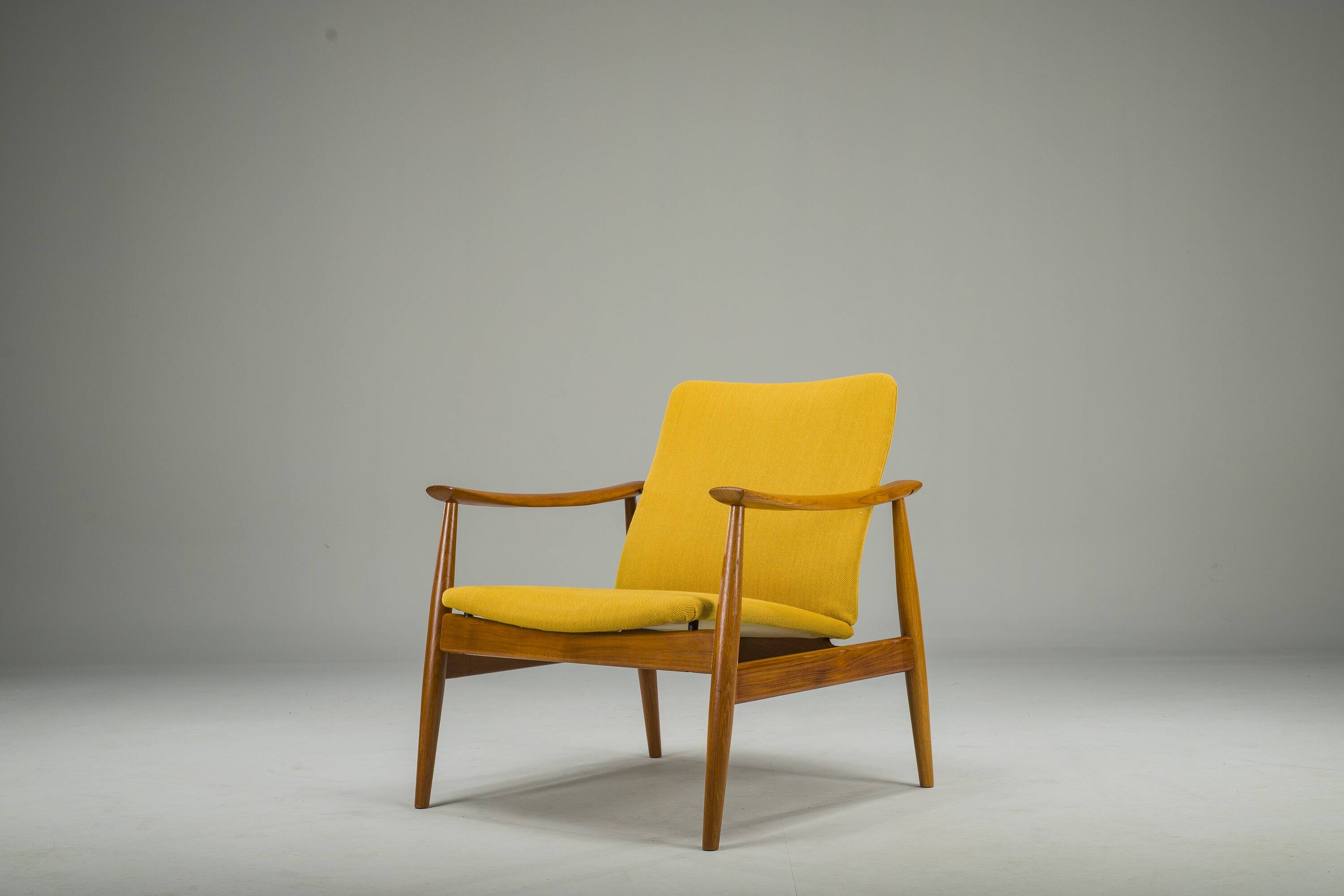 Mid-Century Danish Easy Chairs Model 138 by Finn Juhl for France & Søn, 19