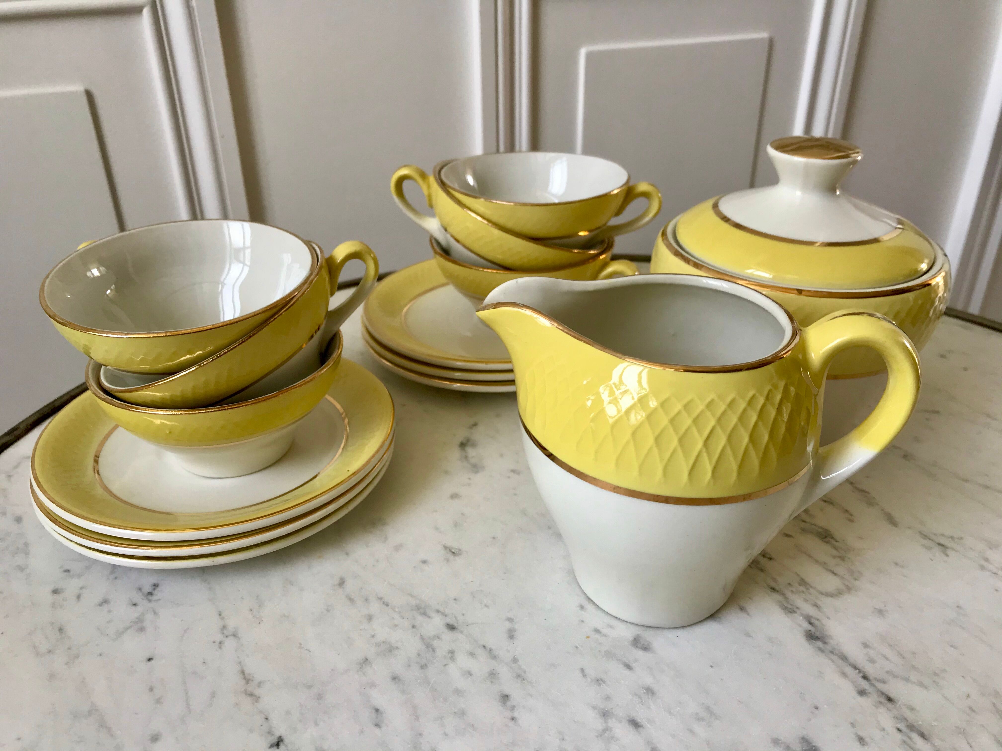 coffee set 6 cups, milk jug and sugar bowl Moulin des Loups textured yellow 50s