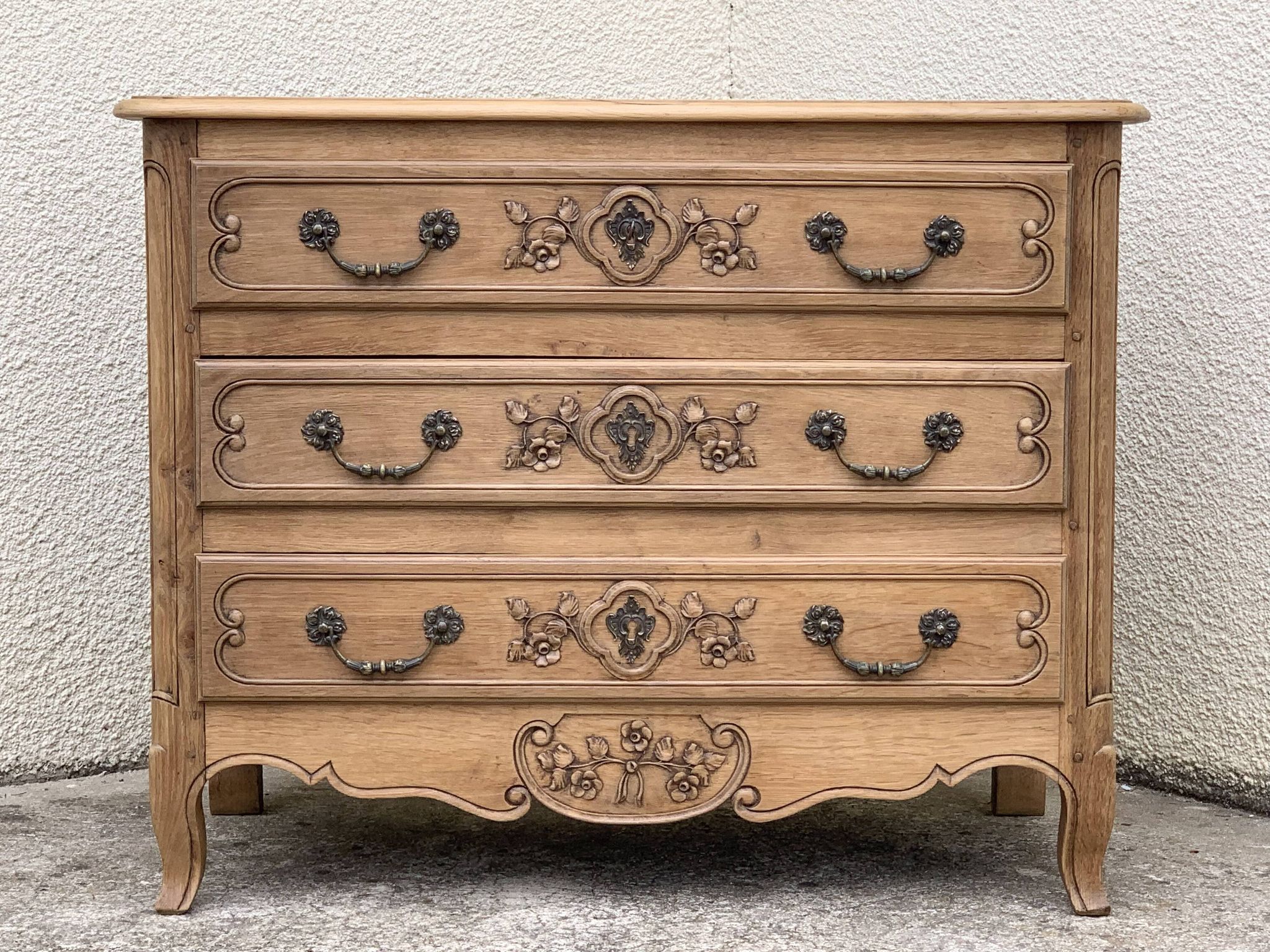 Louis XV style chest of drawers, solid raw oak, 1920.