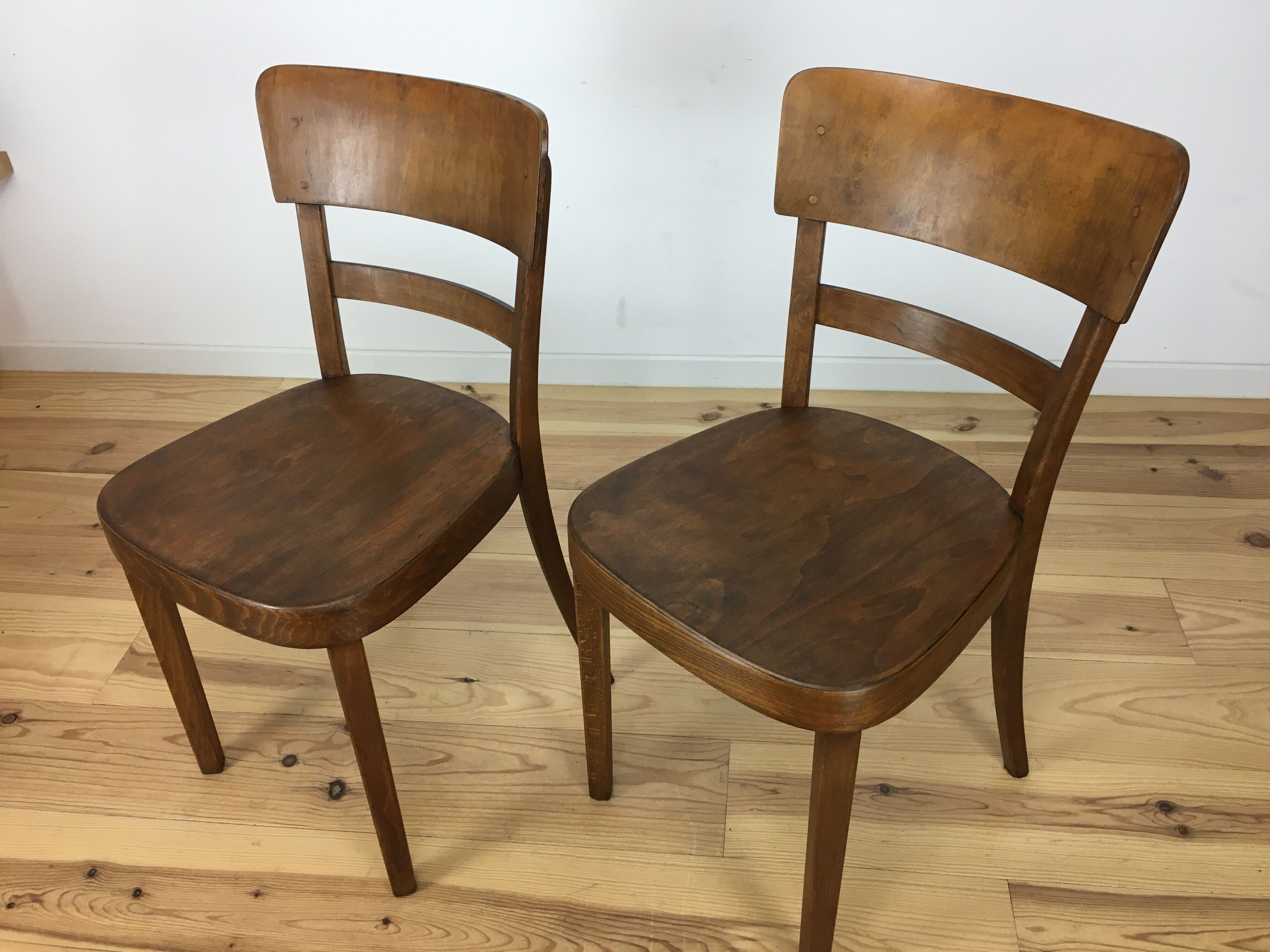 2 chairs bistros Horgen Glarus