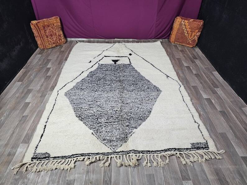 Handmade Berber rug 250cmx150cm