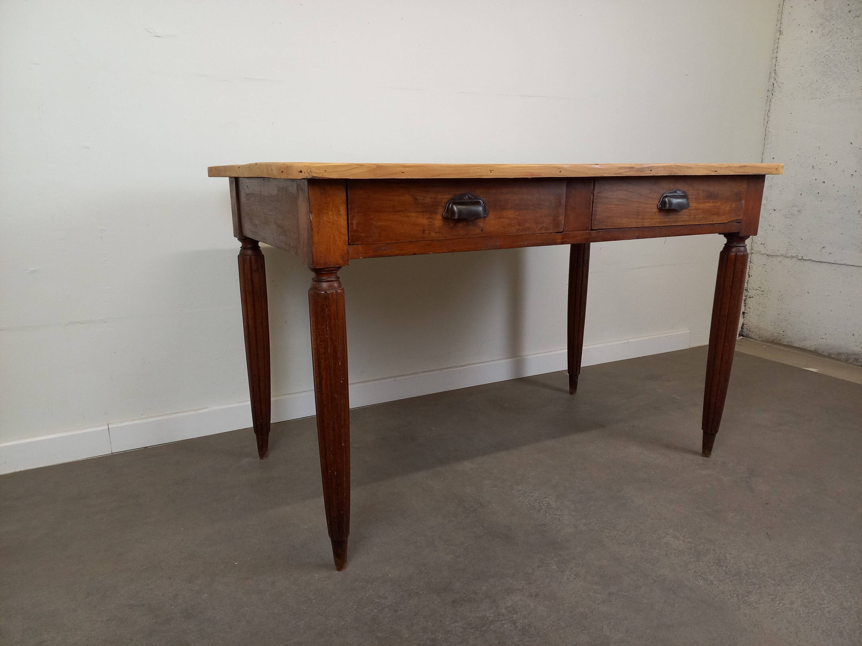 Farmhouse table with drawers