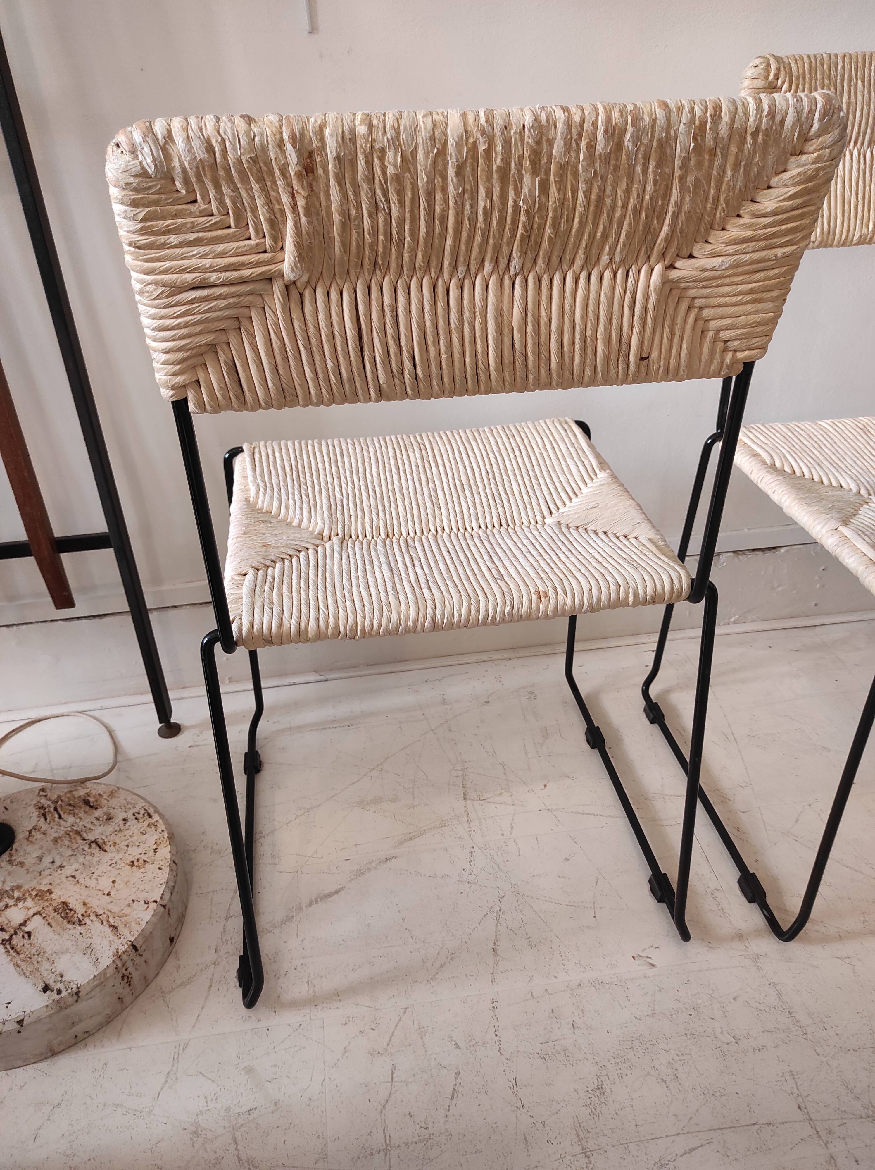 5 mulched italian chairs