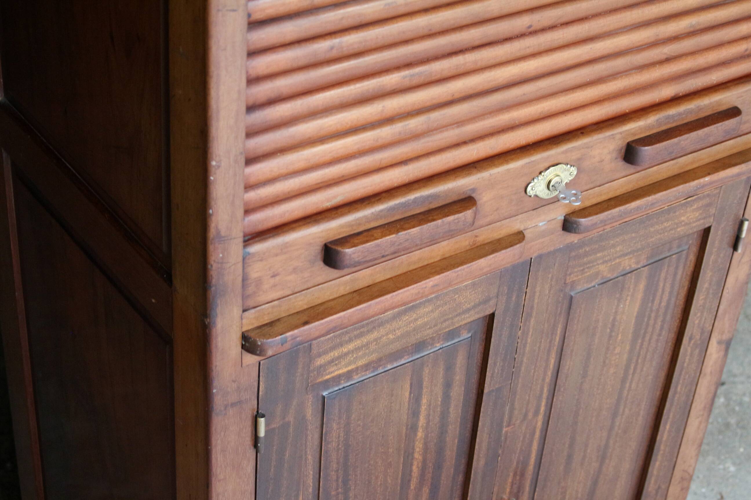 Shannon notary's filing cabinet, in solid mahogany (circa 1900)