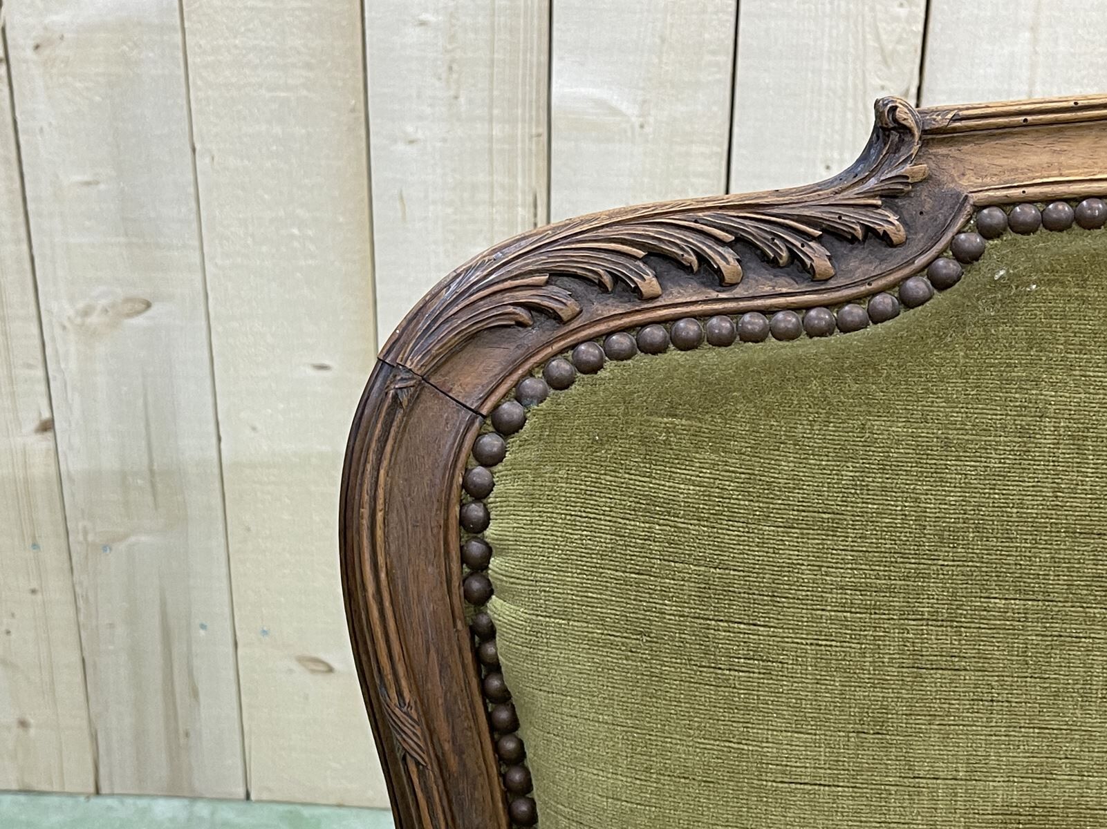 Early 20th century louis XV style bench in walnut
