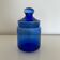 Sucrier en verre bleu