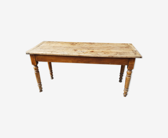 Table de ferme en noyer