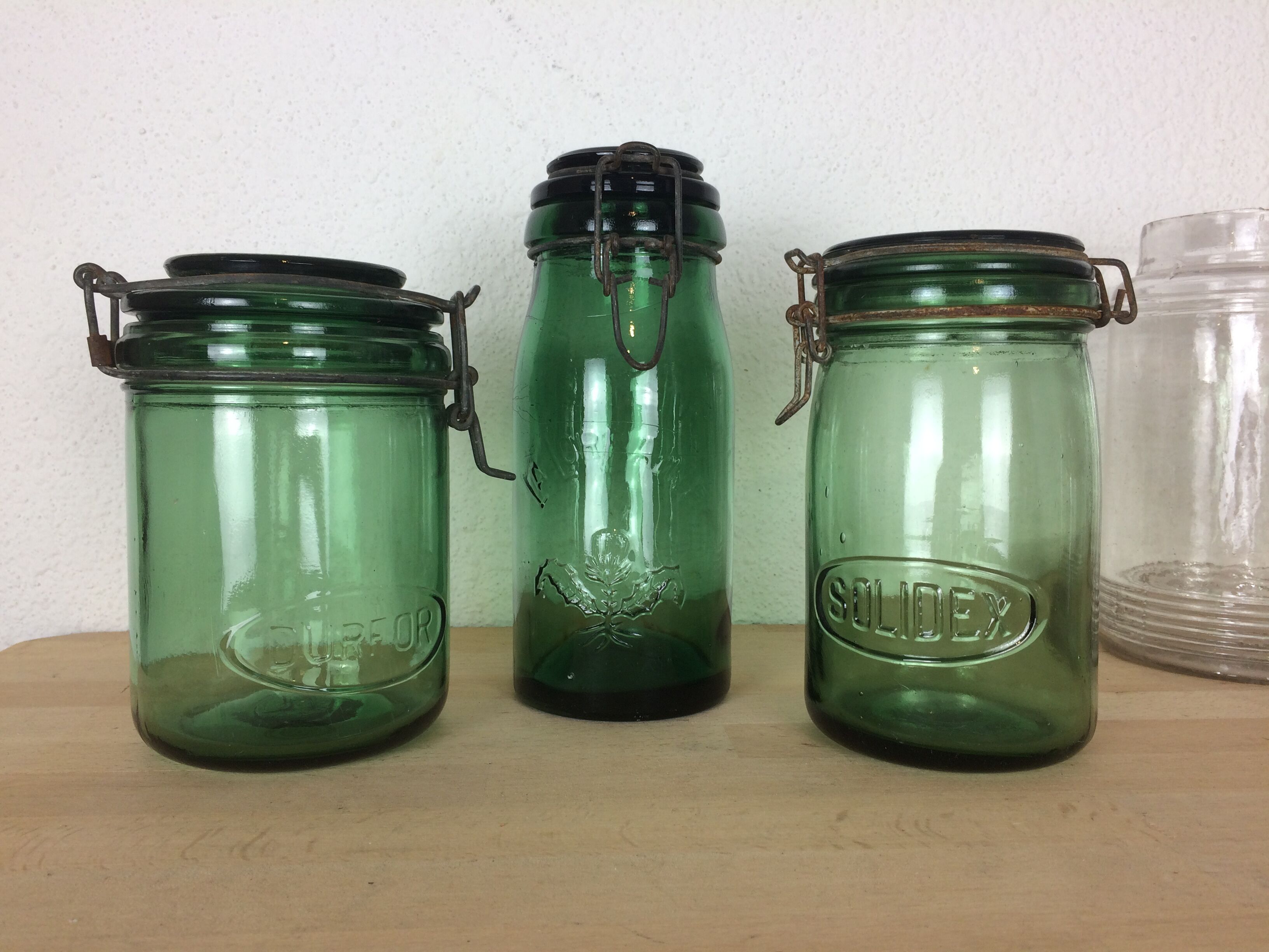 Set of 6 la Lorraine glass jars, green jar