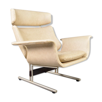 Midcentury Dutch lounge chair in skai vintage design