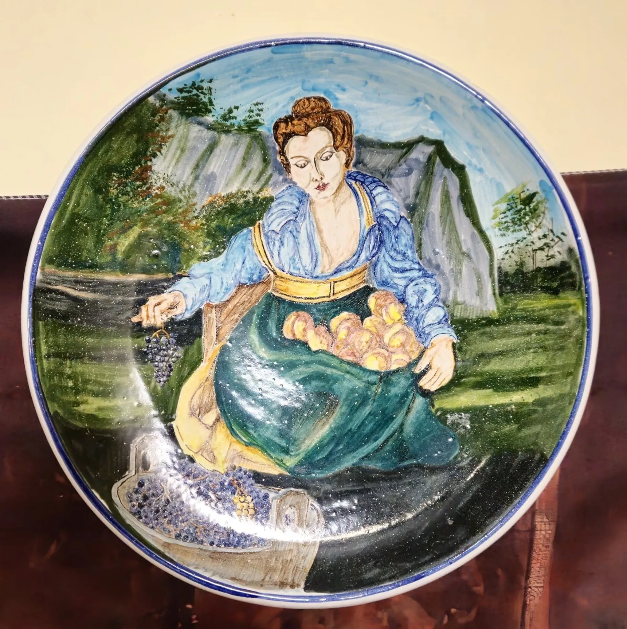 Decorative ceramic plate – Signed A. Del Bianco, Gubbio (Italy)