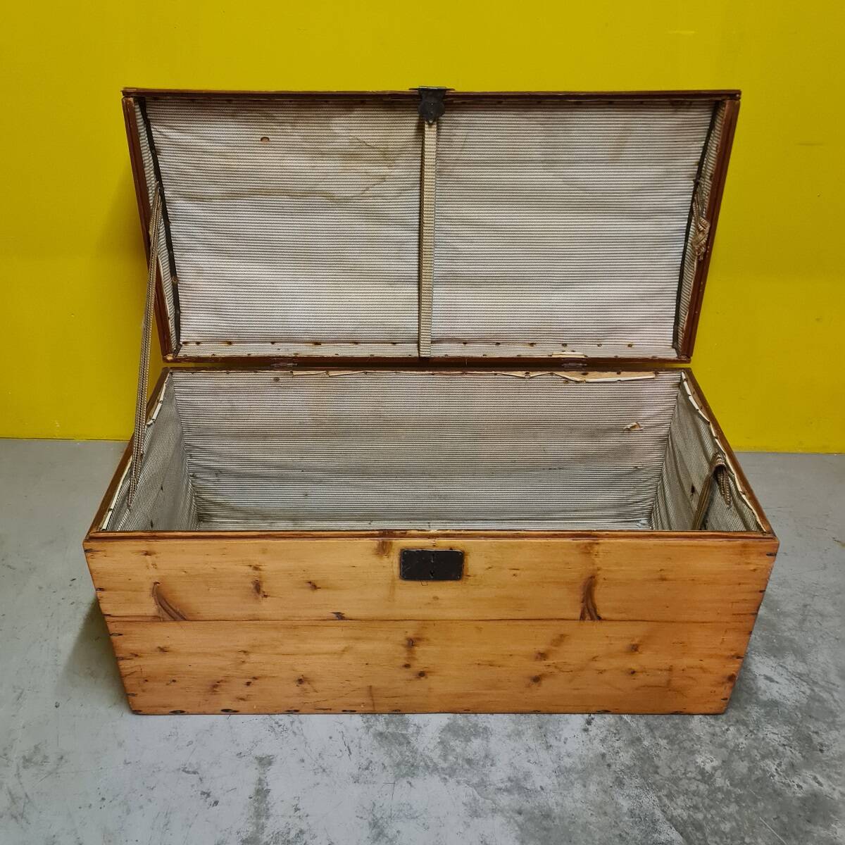 Dutch pine blanket chest with convex lid, late 19th century