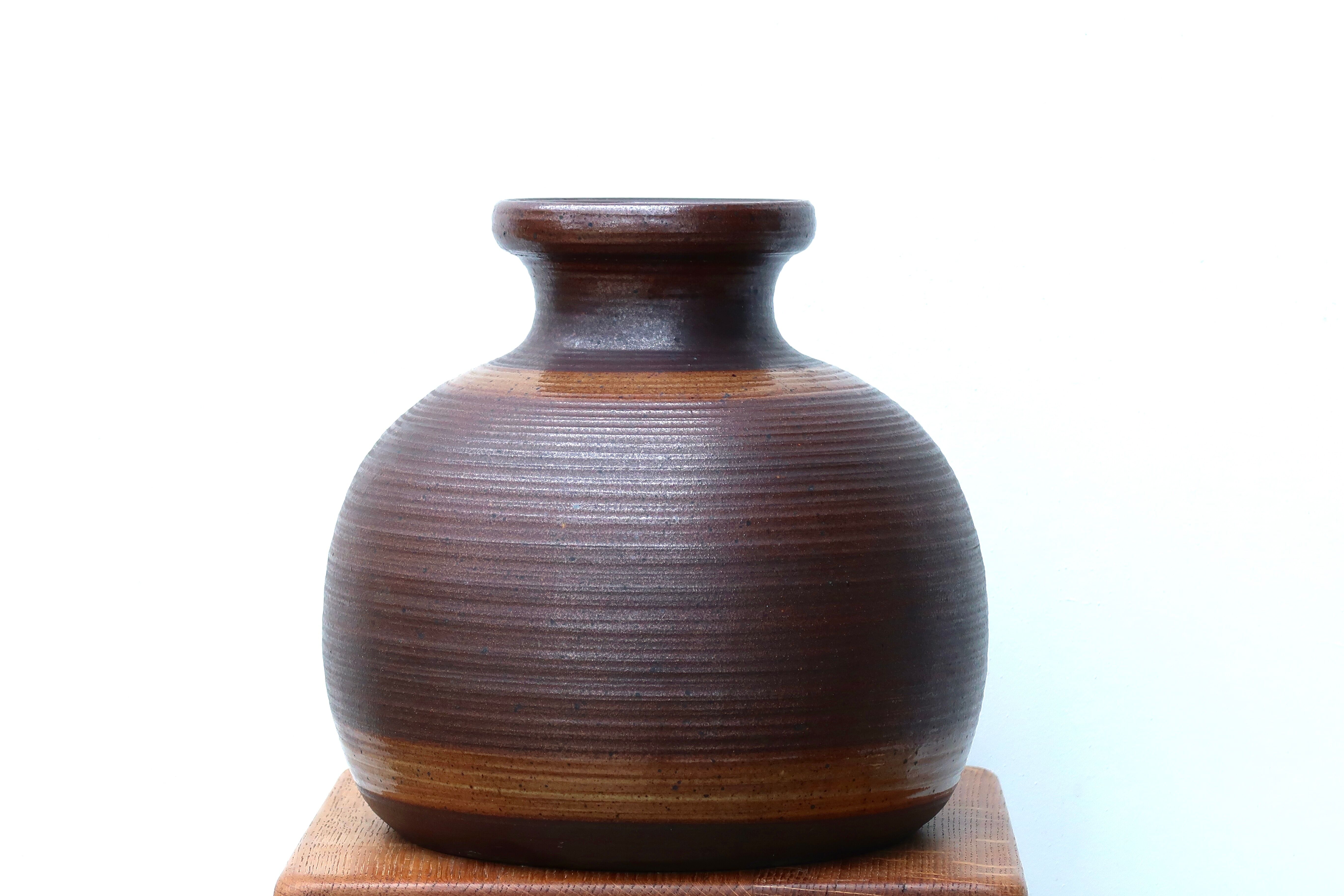 Brown vase Sandstone of the Marais, 60s