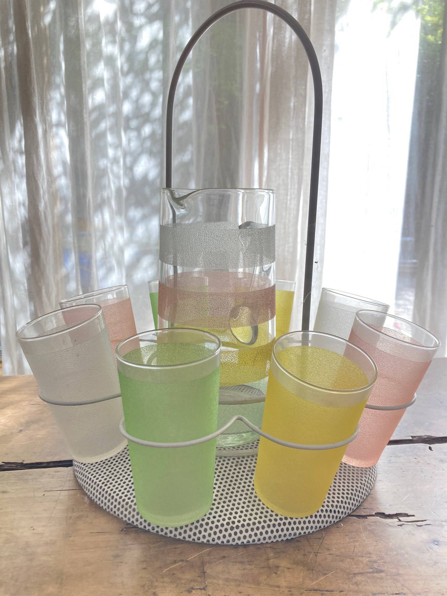 Fruit juice and lemonade service